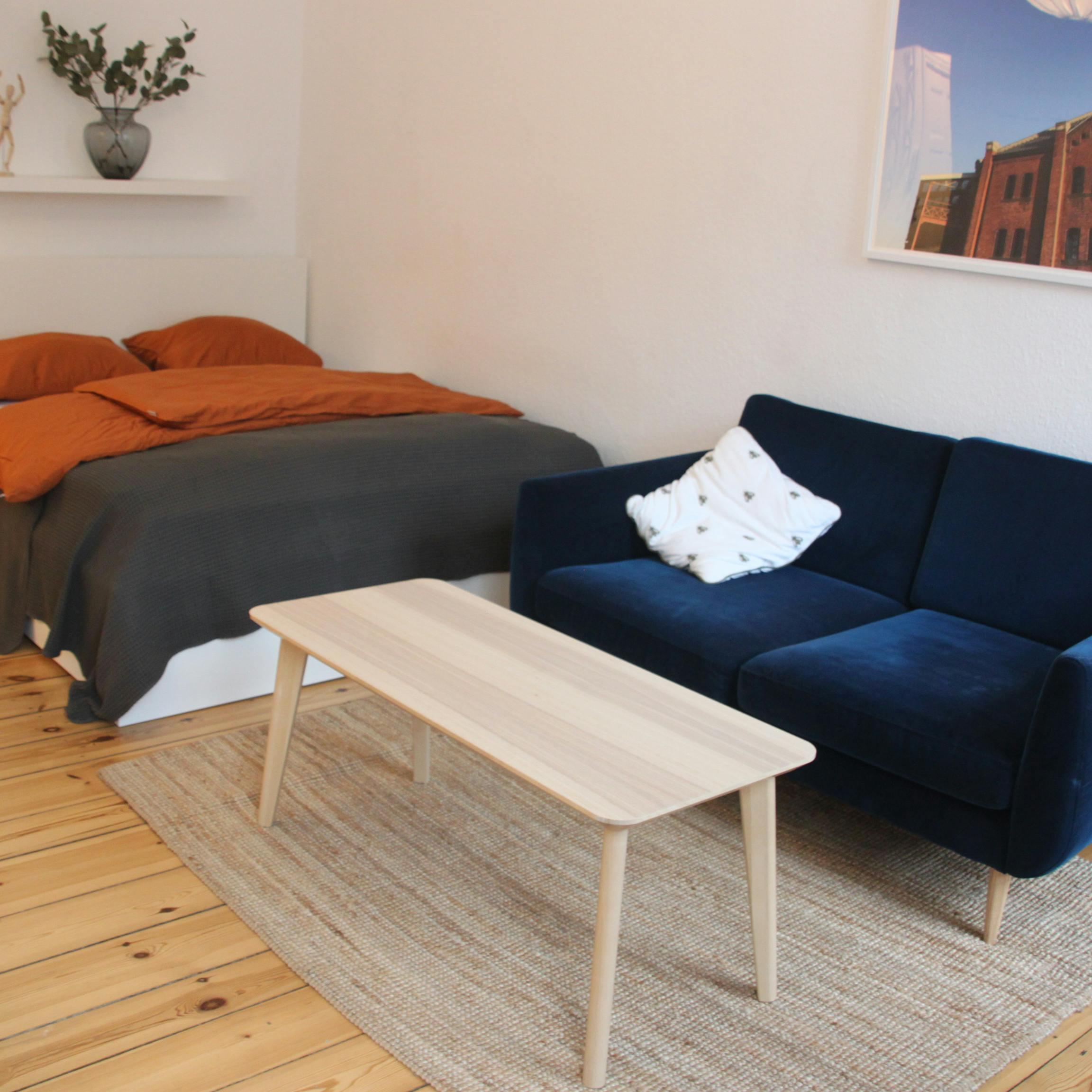 Studio for rent for €1,150 per month in Berlin, Thulestraße